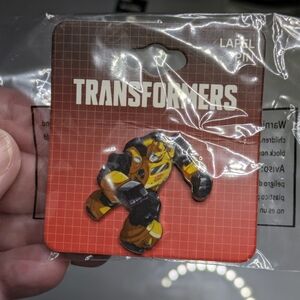 Loot Crate - Transformers Bumble Bee Pin